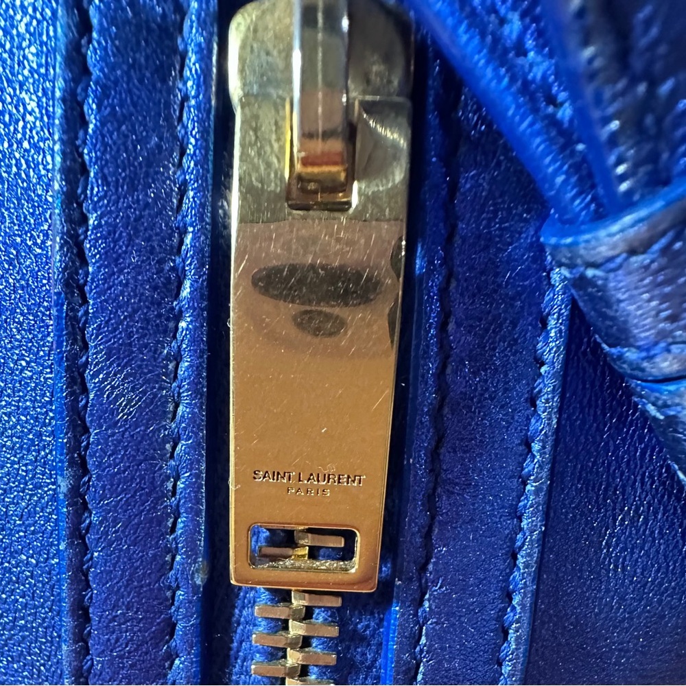 Saint Laurent Metallic Cobalt Blue Leather Emmanuel 2-way Crossbody Bucket Bag - Picture 8 of 15
